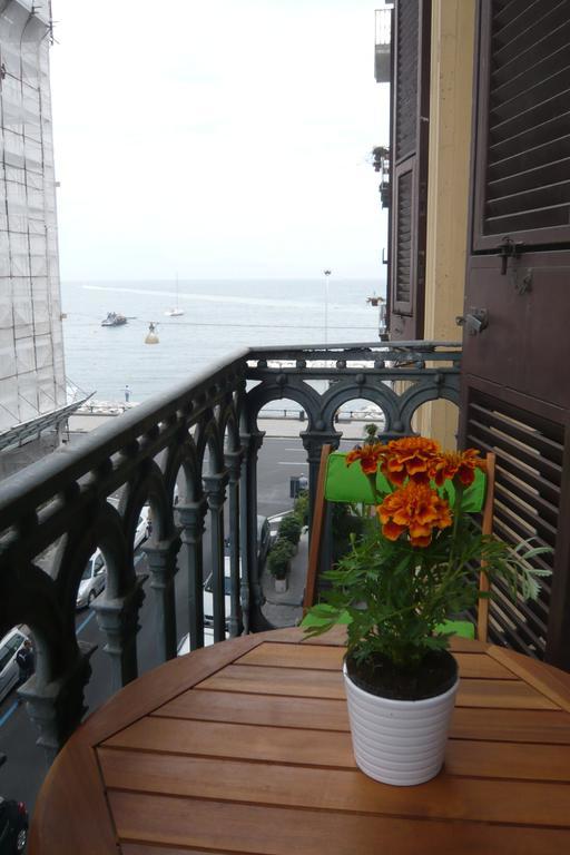 Bed And Breakfast Latomare Napoli Exterior foto